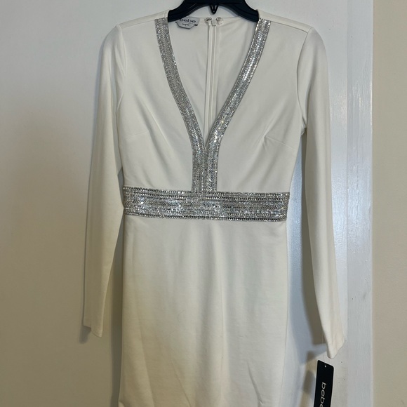 White long sleeve dress - Picture 1 of 6